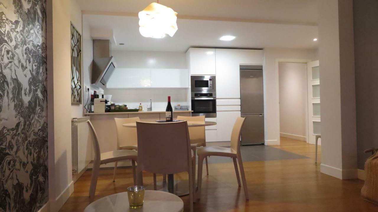 La Madame On La Concha Beach, Seaview Apartment 圣塞瓦斯蒂安 外观 照片