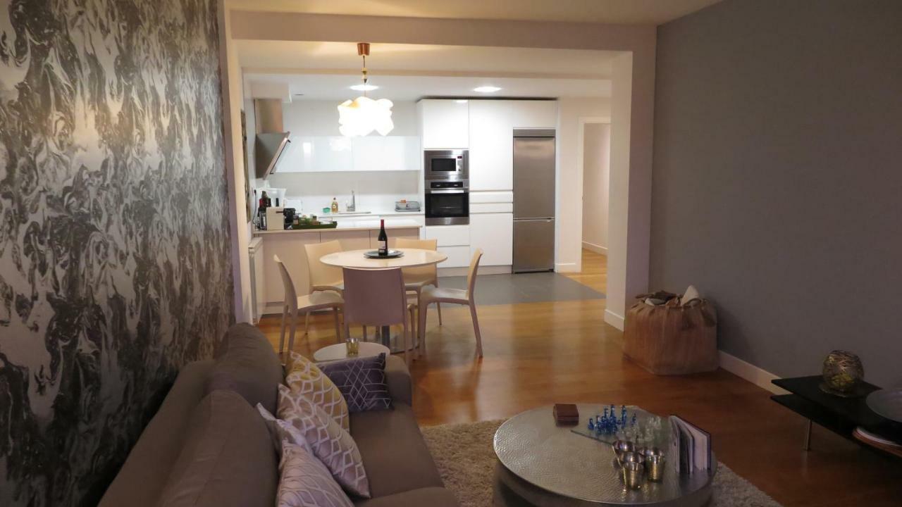 La Madame On La Concha Beach, Seaview Apartment 圣塞瓦斯蒂安 外观 照片