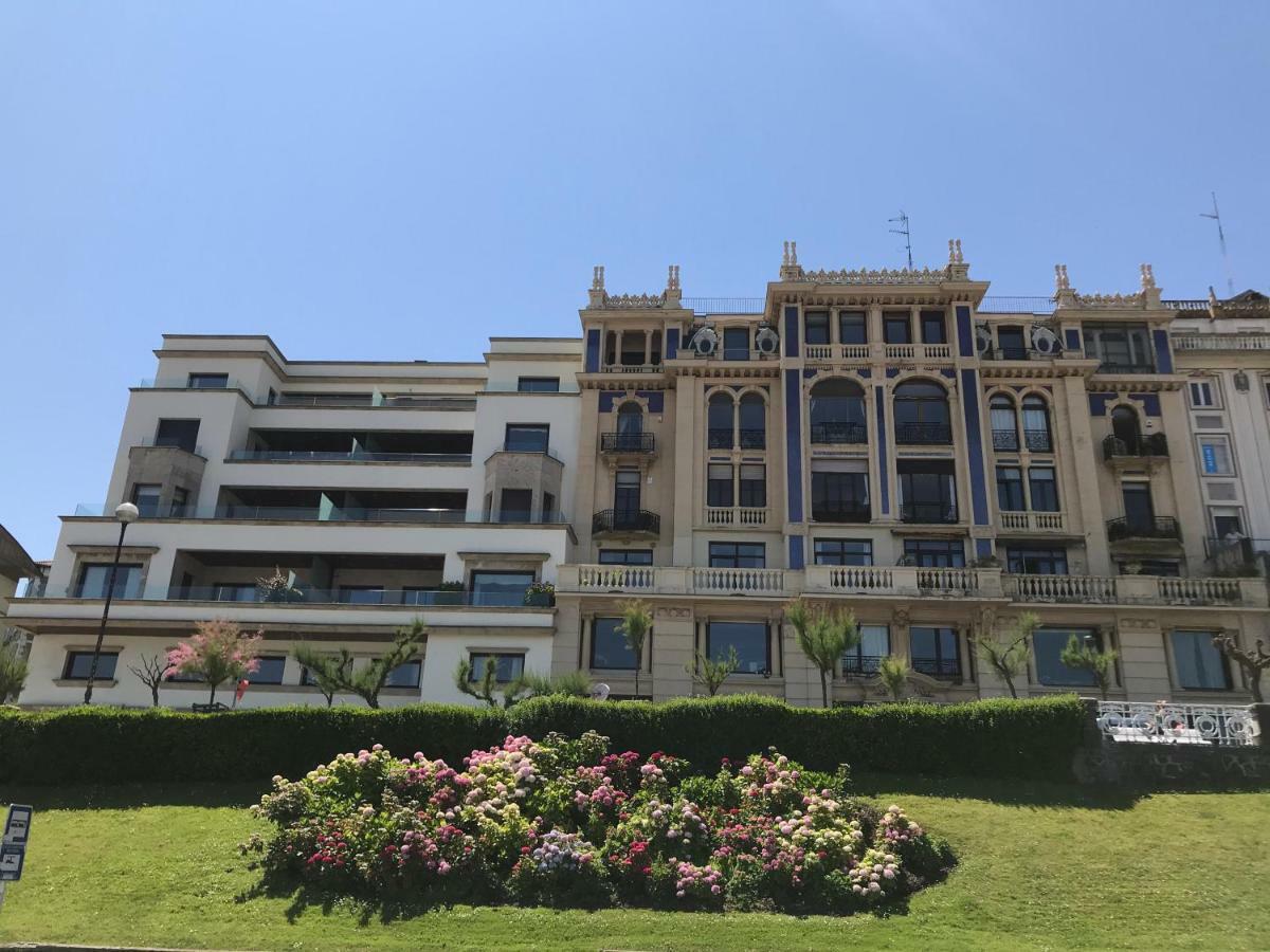 La Madame On La Concha Beach, Seaview Apartment 圣塞瓦斯蒂安 外观 照片