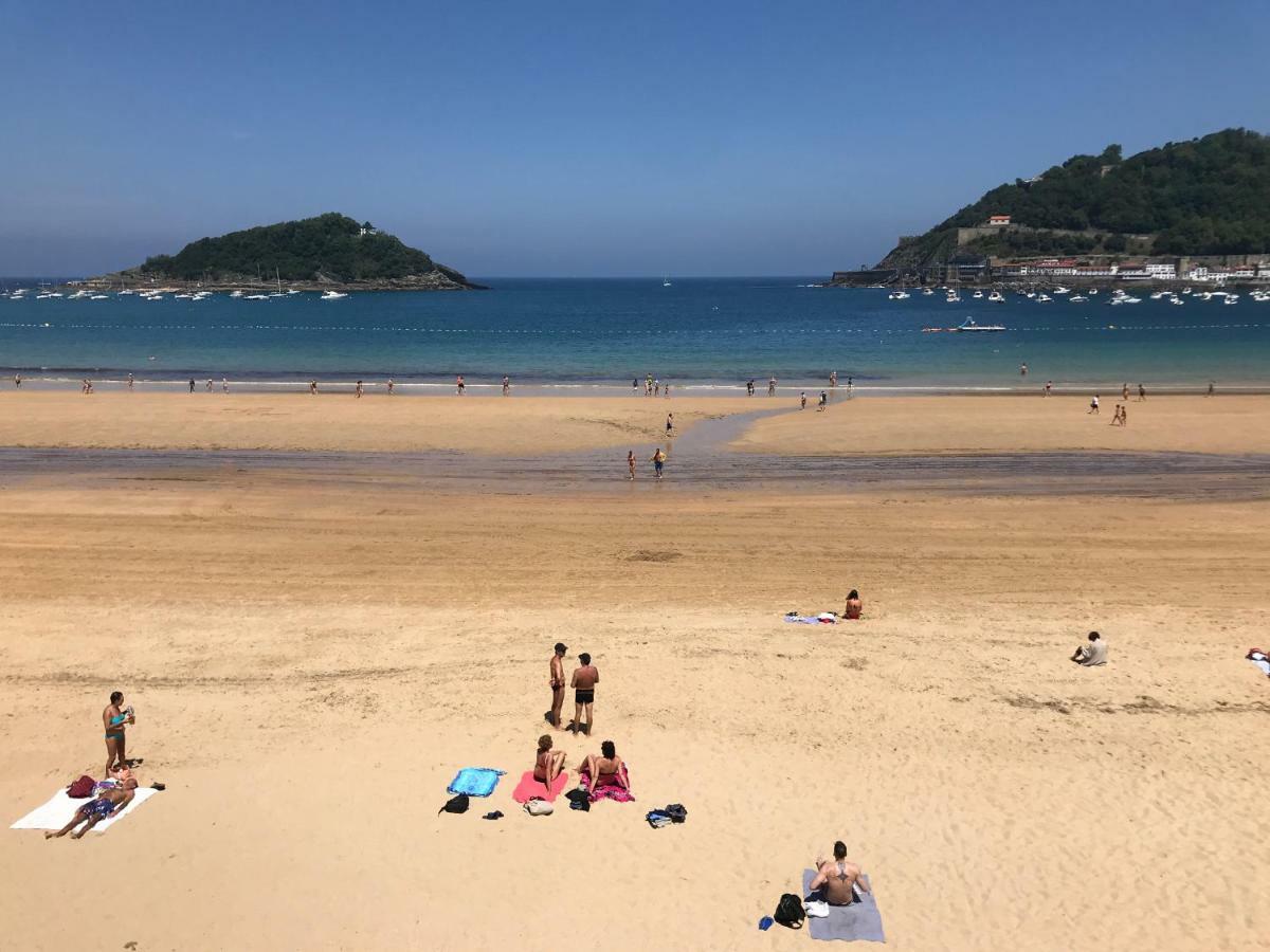 La Madame On La Concha Beach, Seaview Apartment 圣塞瓦斯蒂安 外观 照片
