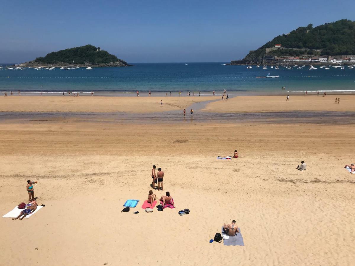 La Madame On La Concha Beach, Seaview Apartment 圣塞瓦斯蒂安 外观 照片