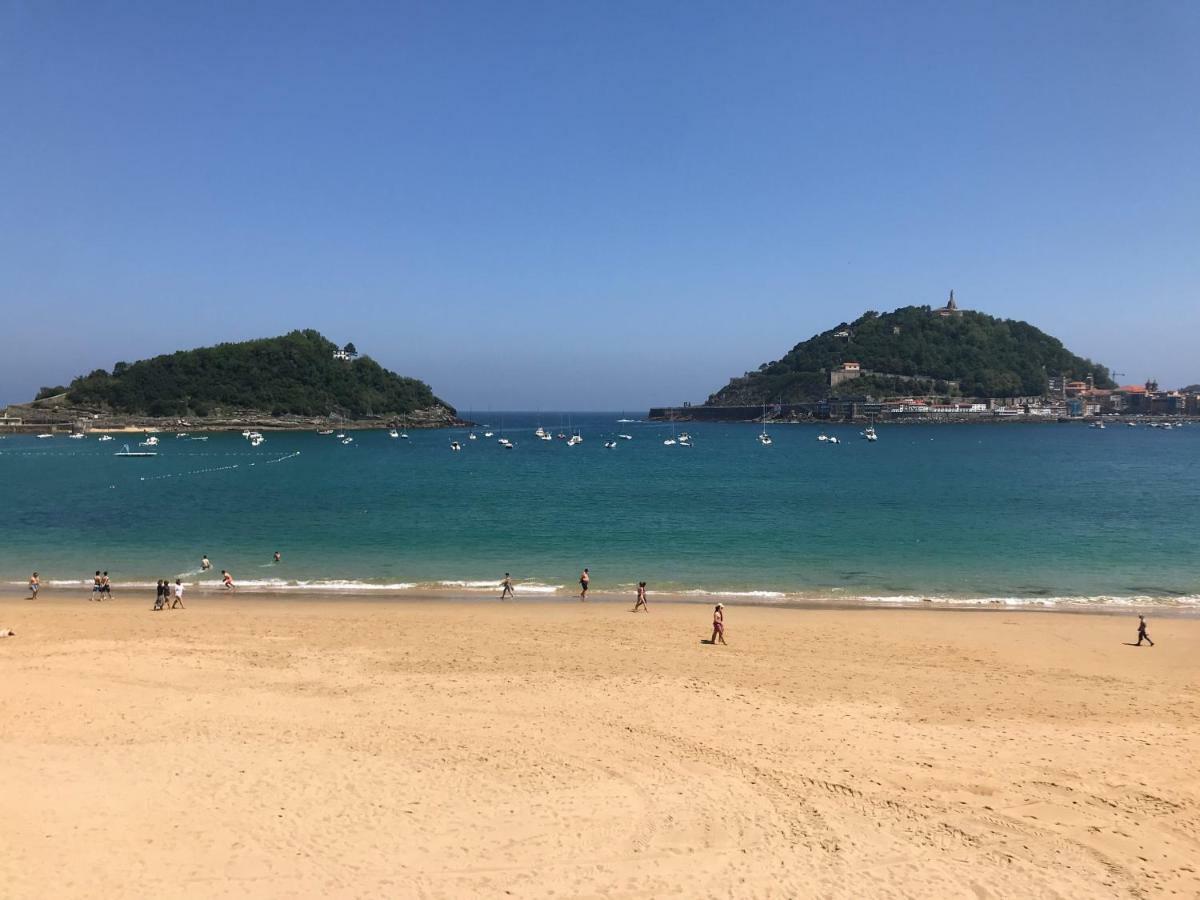 La Madame On La Concha Beach, Seaview Apartment 圣塞瓦斯蒂安 外观 照片